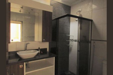 Casa para alugar com 120m², 3 quartos e 2 vagasBanheiro