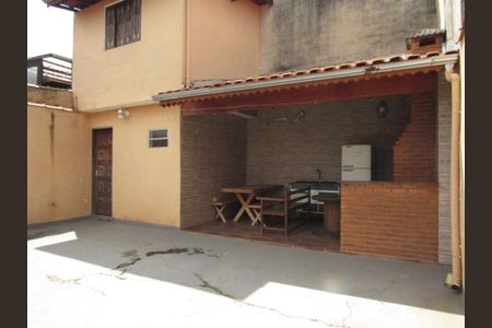 Casa para alugar com 120m², 3 quartos e 2 vagasÁrea externa - Terraço