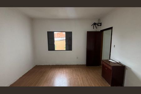 Casa para alugar com 120m², 2 quartos e 4 vagasQuarto 2