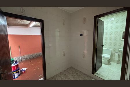 Casa para alugar com 120m², 2 quartos e 4 vagasBanheiro