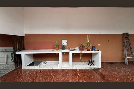 Casa para alugar com 120m², 2 quartos e 4 vagasQuintal