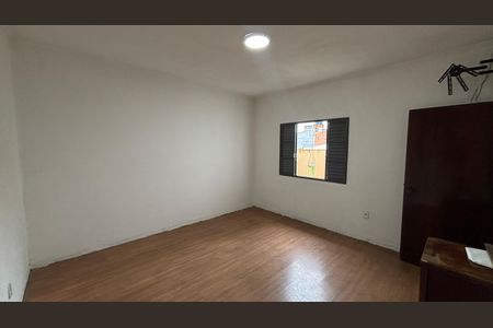 Casa para alugar com 120m², 2 quartos e 4 vagasQuarto 2