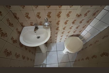 Casa para alugar com 120m², 2 quartos e 4 vagasBanheiro
