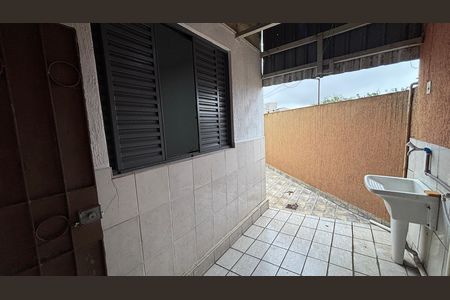 Casa para alugar com 120m², 2 quartos e 4 vagasÁrea de Serviço
