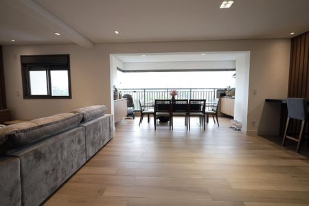 Apartamento à venda com 128m², 3 quartos e 3 vagasSala