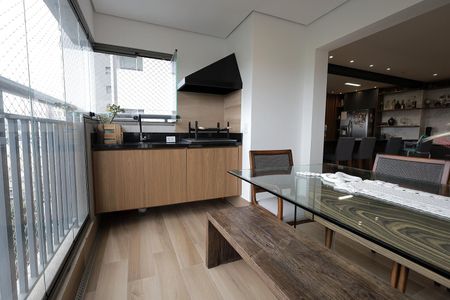 Apartamento à venda com 128m², 3 quartos e 3 vagasSacada