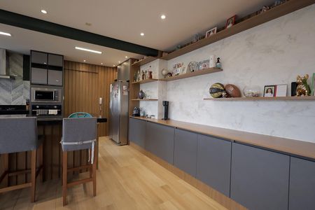 Apartamento à venda com 128m², 3 quartos e 3 vagasCozinha