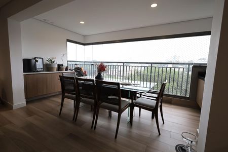 Apartamento à venda com 128m², 3 quartos e 3 vagasSacada