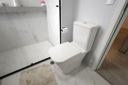 Apartamento à venda com 128m², 3 quartos e 3 vagasBanheiro Quarto Suíte 2