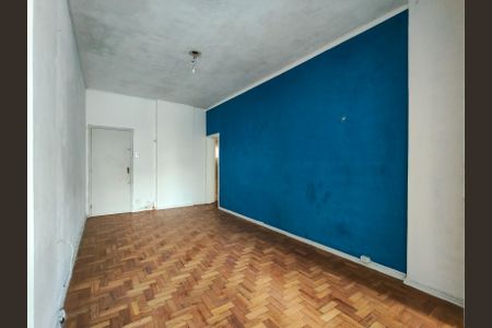 Apartamento para alugar com 99m², 2 quartos e 1 vagaSala