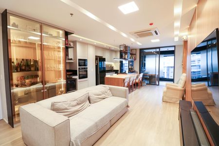 Sala / Cozinha de apartamento para alugar com 3 quartos, 105m² em Jardim das Acacias, São Paulo