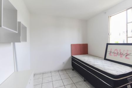 Quarto 1 de apartamento para alugar com 2 quartos, 52m² em Conjunto Residencial José Bonifácio, São Paulo