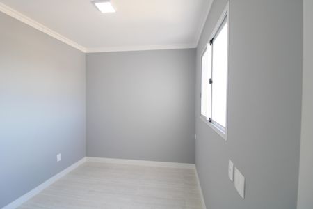 Quarto 2 de apartamento para alugar com 2 quartos, 44m² em Vila Socorro, São Paulo