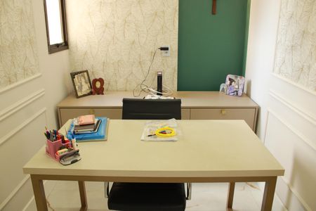 Apartamento à venda com 114m², 2 quartos e 2 vagasEscritorio