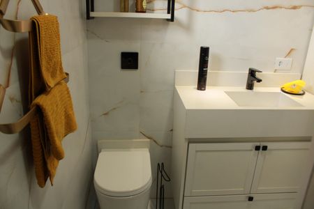 Apartamento à venda com 114m², 2 quartos e 2 vagasBanheiro 