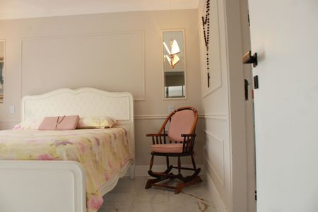 Apartamento à venda com 114m², 2 quartos e 2 vagasSuíte