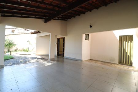Casa para alugar com 209m², 4 quartos e 4 vagasGaragem