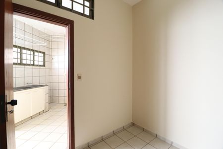 Casa para alugar com 209m², 4 quartos e 4 vagasQuarto de Serviço