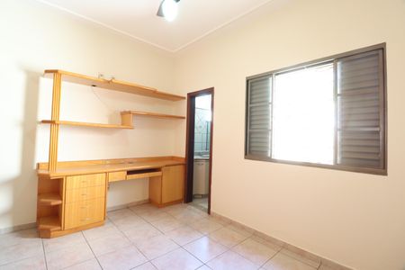 Casa para alugar com 209m², 4 quartos e 4 vagasSuíte 2