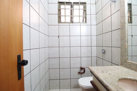 Casa para alugar com 209m², 4 quartos e 4 vagasLavabo