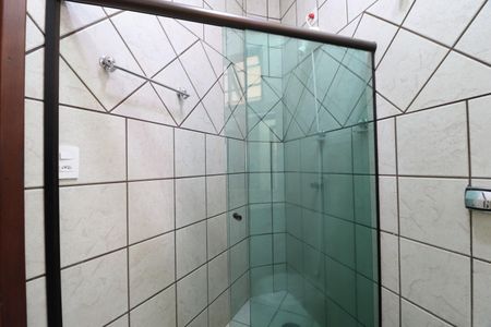 Casa para alugar com 209m², 4 quartos e 4 vagasBanheiro Social