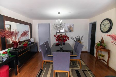 Sala de apartamento para alugar com 2 quartos, 85m² em Icaraí, Niterói