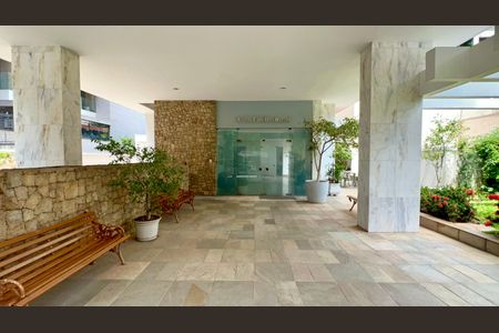 Apartamento à venda com 120m², 2 quartos e 1 vagaEntrada