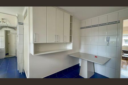 Apartamento à venda com 120m², 2 quartos e 1 vagaCozinha