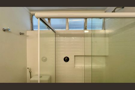 Apartamento à venda com 120m², 2 quartos e 1 vagaBanheiro da Suíte