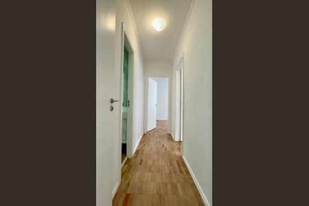 Apartamento à venda com 120m², 2 quartos e 1 vagaCorredor