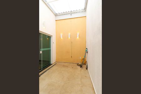 Casa para alugar com 74m², 2 quartos e sem vaga