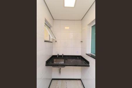 Casa para alugar com 74m², 2 quartos e sem vaga