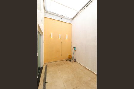 Casa para alugar com 74m², 2 quartos e sem vaga