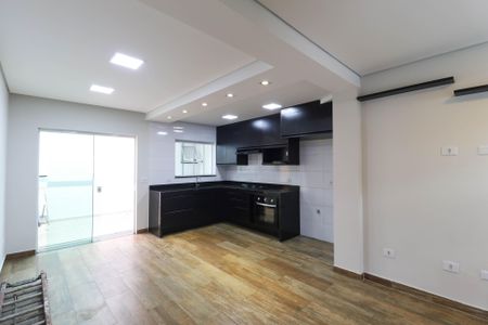 Casa para alugar com 74m², 2 quartos e sem vaga