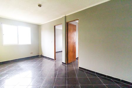 Sala de apartamento para alugar com 2 quartos, 50m² em Conjunto Habitacional Fazenda do Carmo, São Paulo