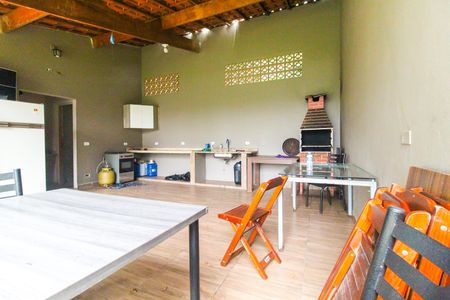 Apartamento para alugar com 50m², 2 quartos e 1 vaga Apartamento para alugar com 50m², 2 quartos e 1 vagaÁrea comum - Churrasqueira