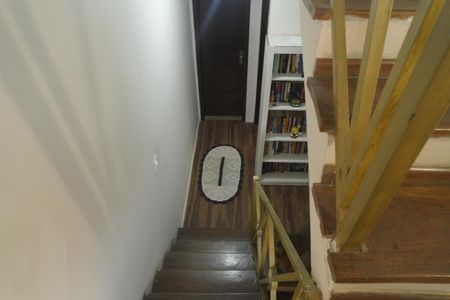 Casa de condomínio à venda com 108m², 3 quartos e 2 vagasSala