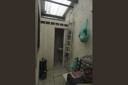 Casa de condomínio à venda com 108m², 3 quartos e 2 vagasÁrea de serviço