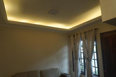 Sala de casa de condomínio à venda com 3 quartos, 108m² em Vila Jacuí, São Paulo