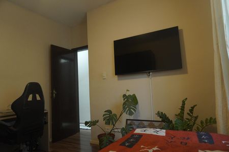 Casa de condomínio à venda com 108m², 3 quartos e 2 vagasQuarto