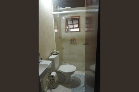 Casa de condomínio à venda com 108m², 3 quartos e 2 vagasBanheiro