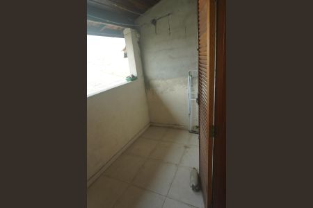 Casa de condomínio à venda com 108m², 3 quartos e 2 vagasÁrea externa