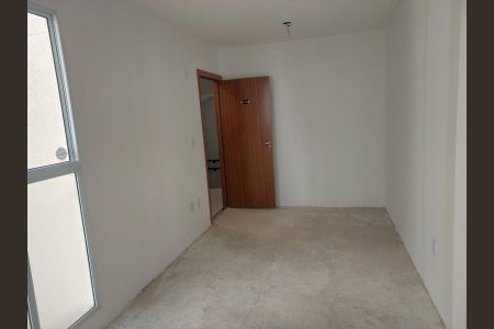 Sala de apartamento para alugar com 2 quartos, 40m² em Maria Augusta, Itaquaquecetuba