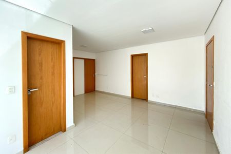 Apartamento para alugar com 210m², 4 quartos e 5 vagasSala