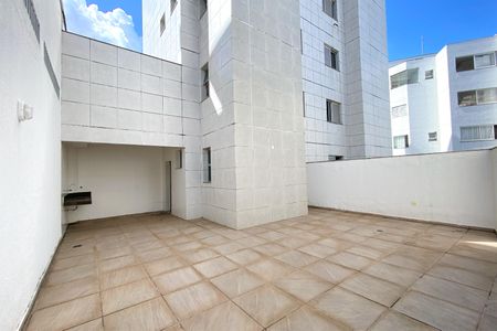 Apartamento para alugar com 210m², 4 quartos e 5 vagasÁrea privativa
