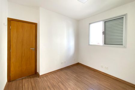 Apartamento para alugar com 210m², 4 quartos e 5 vagasQuarto 3