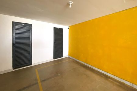 Apartamento para alugar com 210m², 4 quartos e 5 vagasBox de depósito