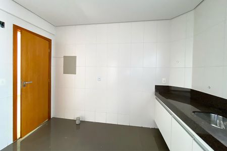Apartamento para alugar com 210m², 4 quartos e 5 vagasCozinha