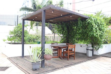 Apartamento para alugar com 130m², 4 quartos e 1 vagaÁrea comum