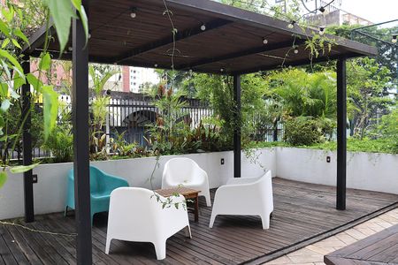 Apartamento para alugar com 130m², 4 quartos e 1 vagaÁrea comum